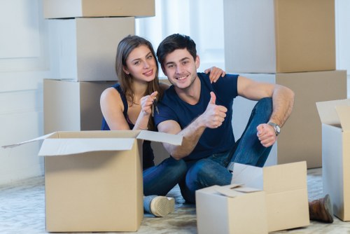 Protective packing materials and boxes for fragile items