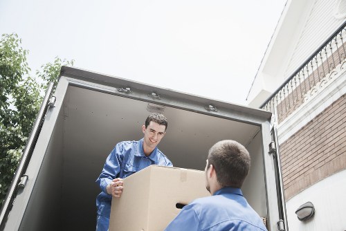 Furniture transport and loading support with a van in Cowley